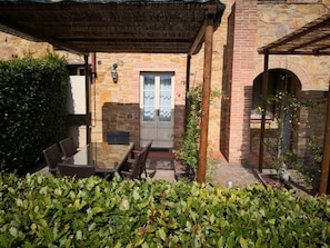 Outdoor dining - Collelungo' Wohnung mit Gemeinschaftspool by Interhome (Castelfalfi)