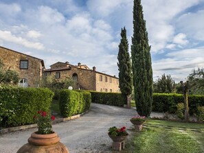 Property grounds - "Collelungo" mit Pool by Interhome (Castelfalfi)