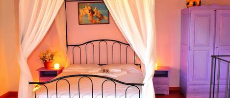 3 makuuhuonetta, internet