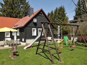 Children’s area - mit Spielplatz, Garten und Fernsicht by Interhome (Braunlage)