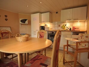 Dining - mit Garten und Spielplatznutzung by Interhome (Braunlage)