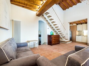 Living area - 'Belvedere Q7 Rota' by Interhome (Reggello)