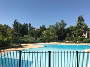 Pool - Paradisier Wohnung in Mougins by Interhome (Mougins)