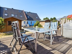 Outdoor dining - Haus Delphin by Interhome (Bodstedt)