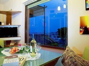 TV - Luna rossa charmantes Haus by Interhome (Castel di Tusa)