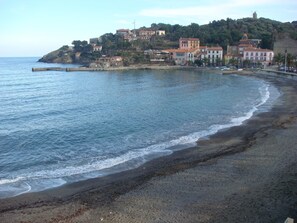 Beach - Wohnung mit Blick auf das Wasser by Interhome (Collioure)