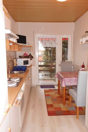 Fridge, cookware/dishes/utensils - Apartment  by Interhome (Diemelsee)