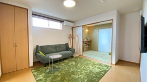 スマートテレビ、書庫