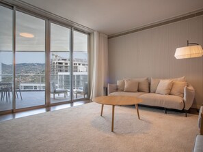 TV - für 6 Personen ca. 120 m² in São Martinho, Madeira (Südküste von Madeira) by Interhome (Madeira/Funchal)