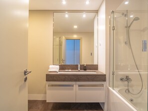 Towels - für 6 Personen ca. 120 m² in São Martinho, Madeira (Südküste von Madeira) by Interhome (Madeira/Funchal)
