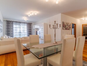 Dining - mit gemeinschaftlichem Pool by Interhome (Madeira/Funchal)