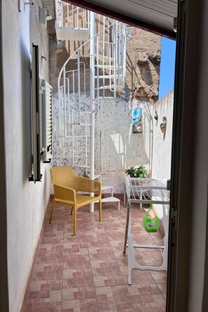 Interior - 'The Garden by Interhome (Furnari)