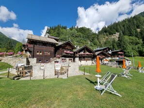 Property grounds - Chalet Borgo Walser Testa 6 by Interhome (Macugnaga)