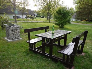 Outdoor dining - Gemütliches Haus im Feriendorf Silbersee by Interhome (Frielendorf)