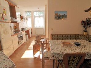 Fridge, microwave, oven, dishwasher - Große und moderne Ferienwohnung im Erdgeschoss by Interhome (Braunlage)
