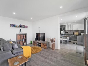 Living area - "Telvina House" mit eigenem Garten by Interhome (Arco da Calheta)