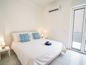 Internet - Meerblick-Wohnung 'Casa Serafina Armonia by Interhome (Letojanni)