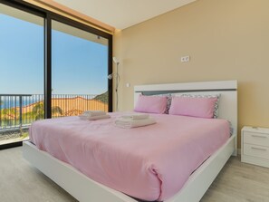 Internet - Bucht Calheta Villa by Interhome (Arco da Calheta)