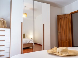 Internet - Wohnung am Meer 'Casa Serafina Sinfonia by Interhome (Letojanni)