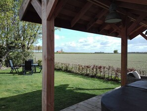 Outdoor dining - "Buurtweg185" mit Whirlpool by Interhome (Stavenisse)