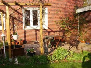 Terrace/patio - in Norden mit großem Garten by Interhome (Norden)