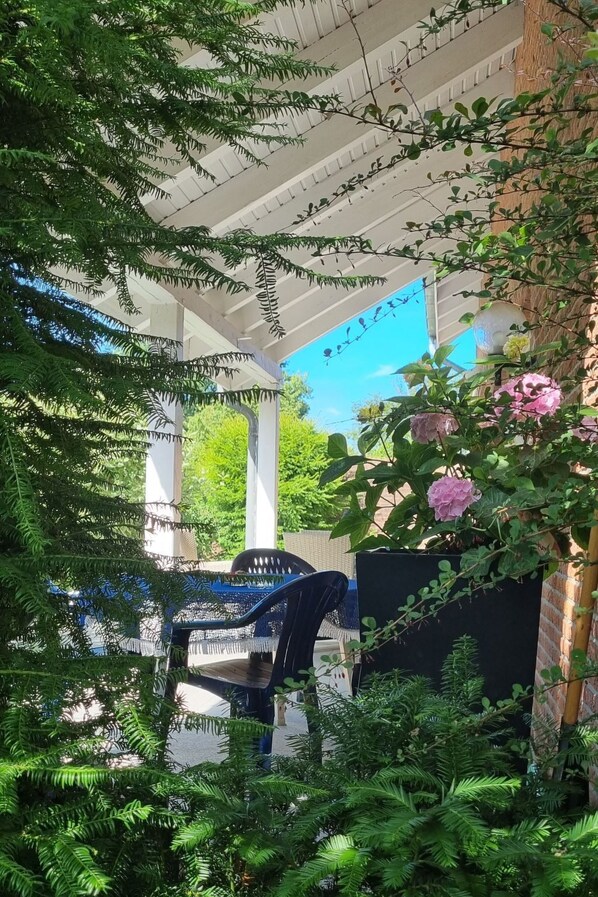 Outdoor dining - Erdgeschosswohnung im Haus "Silva Mare" by Interhome (Kellenhusen)