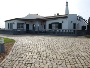 Exterior - Villa Monte Alegrete by Interhome (Loulé)