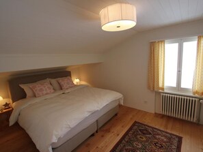 2 bedrooms, Internet