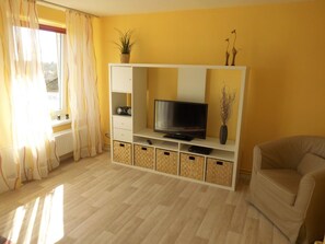 DVD player - Charmante Fewo mit Großem Balkon by Interhome (Hasselberg)
