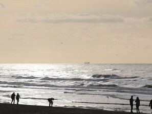 Beach - Aurora, Katwijk Zee by Interhome (Katwijk)