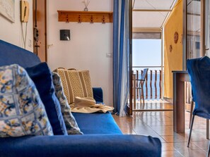 TV - 'Margaret's house by Interhome (Castelmola)