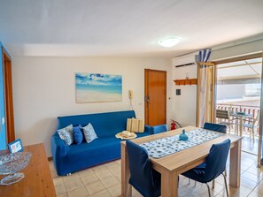 Interior - 'Margaret's house by Interhome (Castelmola)