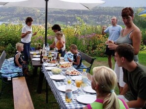 Outdoor dining - Kleine Wohnung in Seeboden mit Großem Garten by Interhome (Seeboden)