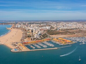 Marina - BnB Homes Praia da Rocha Strand Elegantes Apartment by Interhome (Portimão)