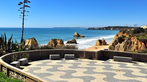 Property grounds - BnB Homes Gemütliche Wohnung in der Nähe der Praia da Rocha by Interhome (Portimão)