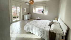Unclassified image, 5 of 7, button - Cocciu D'Amuri by Interhome (Castelmola)