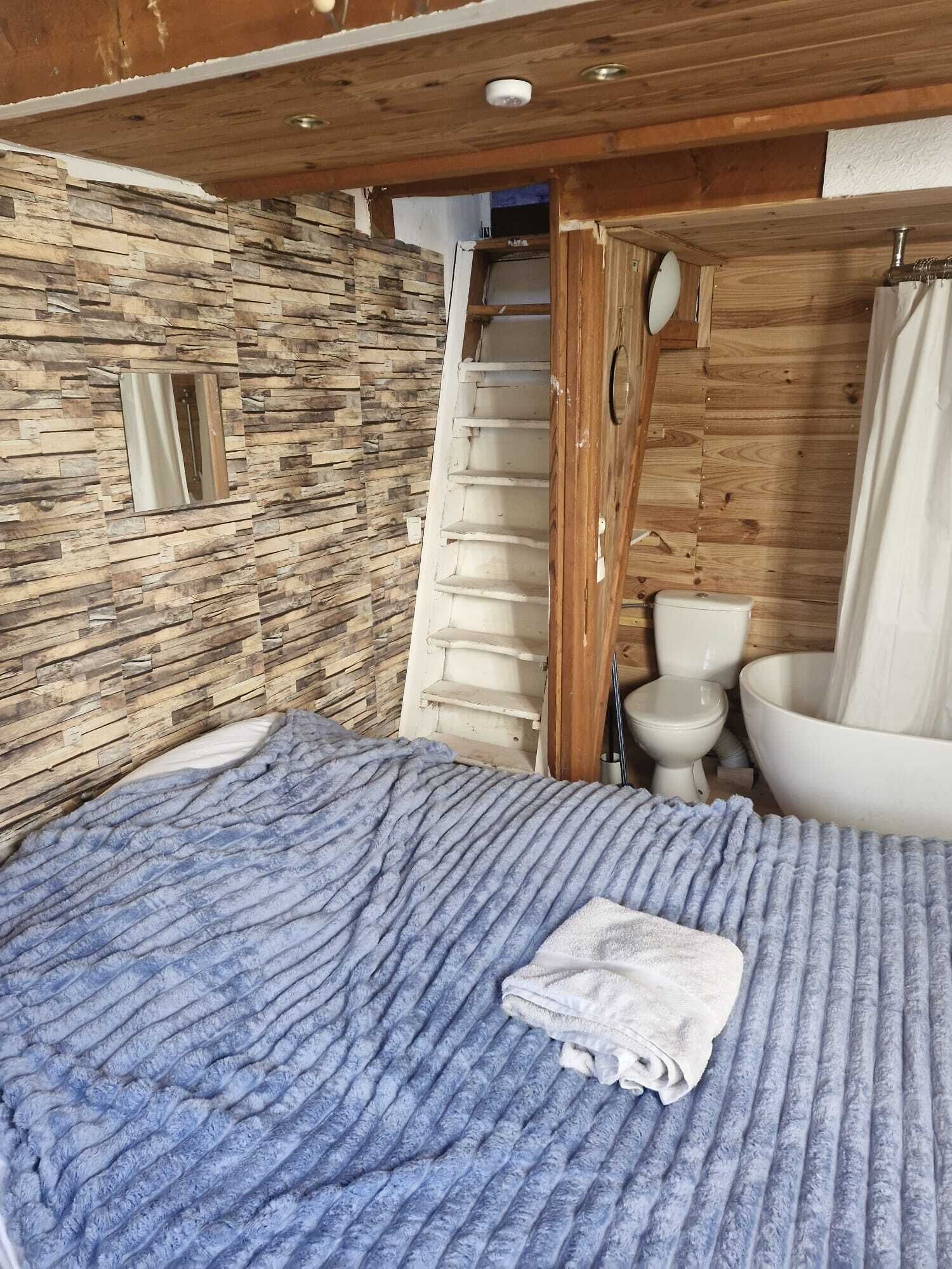 Bügeleisen/Bügelbrett, WLAN, Bettwäsche