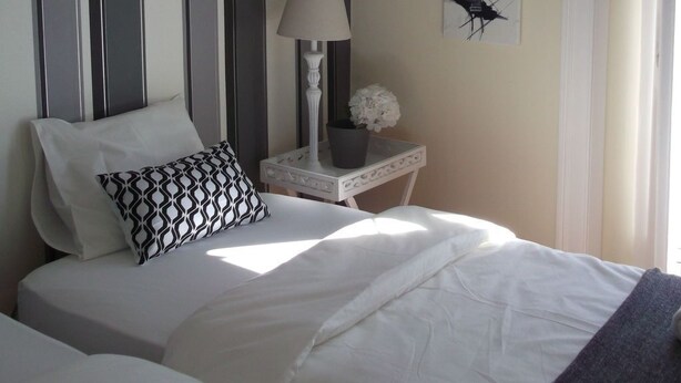 6 Schlafzimmer, Internetzugang