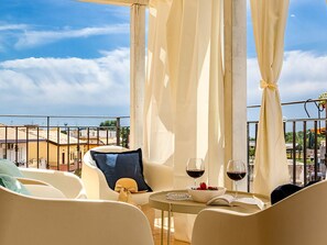 Property grounds - 'Villetta Desiderio by Interhome (Castelmola)