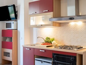 Fridge, microwave, oven, dishwasher - Weißes Haus by Interhome (Castelmola)
