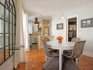 Dining - Apartment Duke by Interhome (Lisbon)