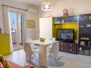 Dining - Haus der Weisheit by Interhome (Castelmola)