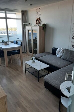 TV - Sonnenaufgang by Interhome (Heiligenhafen)