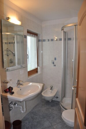 Towels - Rosenheim Appartement 4 by Interhome (Meransen Maranza)