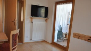 Unclassified image, 3 of 17, button - Rosenheim Appartement 4 by Interhome (Meransen Maranza)