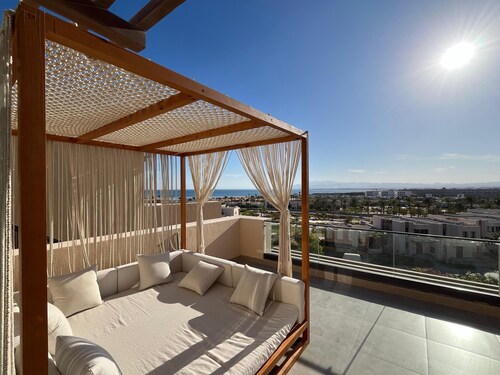 1BR Penthouse Mesca Soma Apt Free Beach, Pool Panoramic Terrace - Seascape Stays