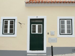 Exterior detail - Alfama Right Point, Studio Santo Estevão by Interhome (Lisbon)