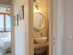 Internet - Meeresrauschen Naxos by Interhome (Castelmola)