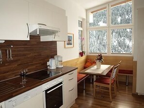Fridge, microwave, oven, dishwasher - App. Adlerhorst 402 by Interhome (Kappl)