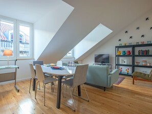 Dining - Boutique im Stadtzentrum by Interhome (Lisbon)